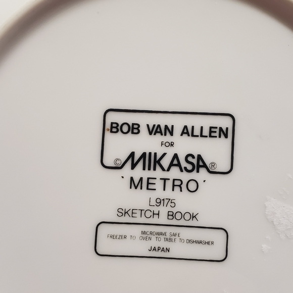 2 Unique Mikasa Sketch Book by Bob Van Allen 9" Bowls Flower Sketch - Picture 2 of 14